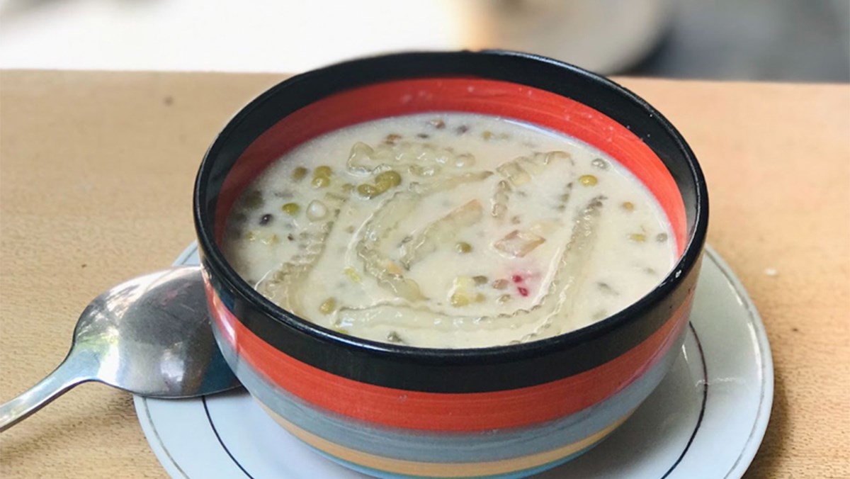 Chè bột báng nước dừa