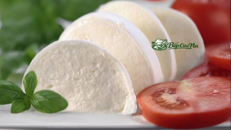 Mozzarella tươi - sự lựa chọn nhẹ nhàng